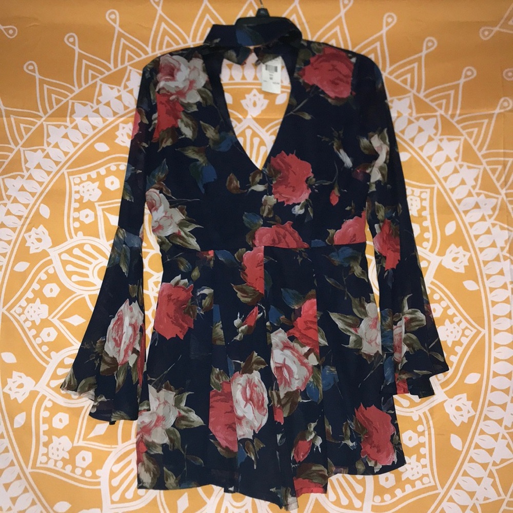 NWT Fashion nova floral romper